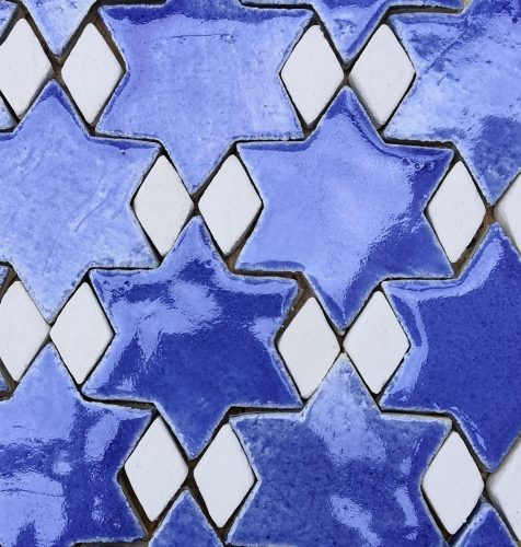 Stars and rhombus: mazarine blue and white